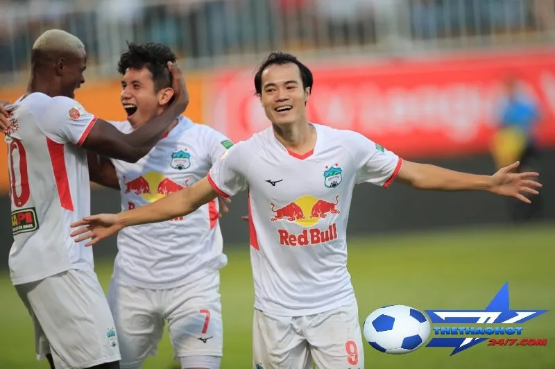 32 2 1658665543638 Cầu thủ thuộc học viện bóng đá HAGL tại V-League