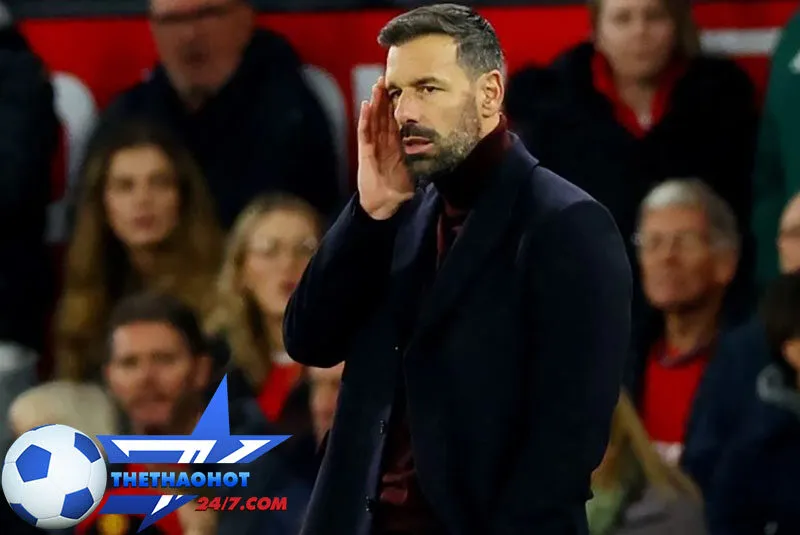 tinh than khong bo cuoc cua van nistelrooy Tinh thần không bỏ cuộc của Van Nistelrooy